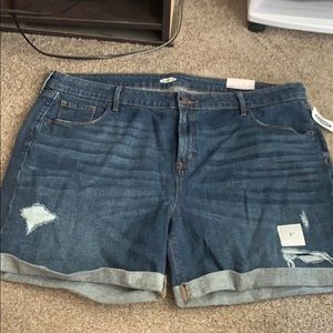 OLD NAVY JEAN SHORTS SIZE 18